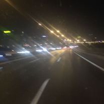 Nachts durch Istanbuls Autobahngewirr
